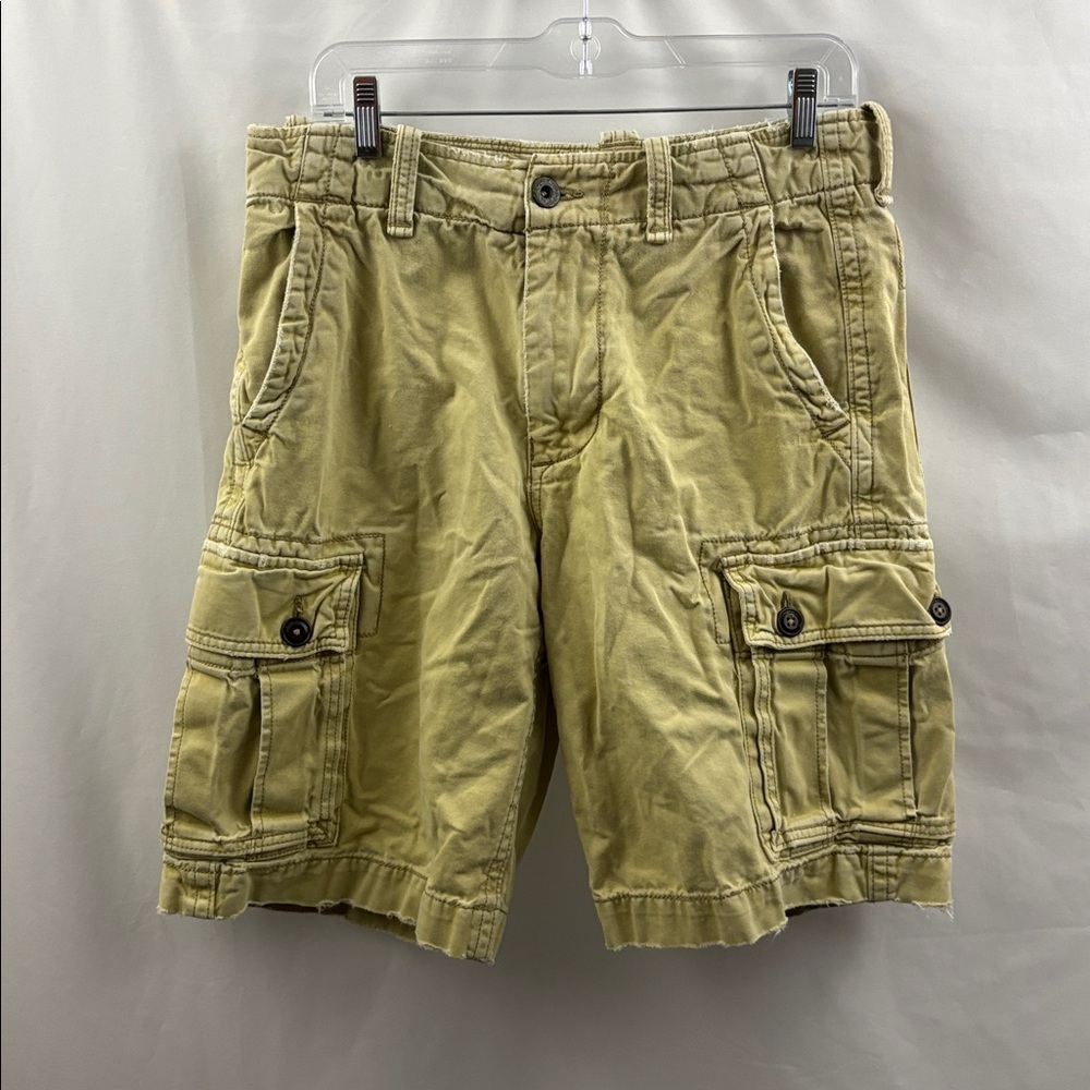 American Eagle Classic Length Khaki Cargo Shorts Size 30